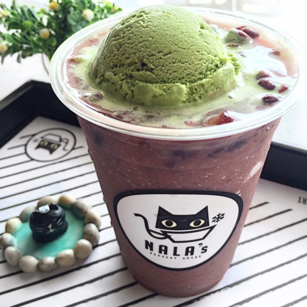 Nala's Dessert House, Shah Alam Sells Ombre Drinks And Desserts